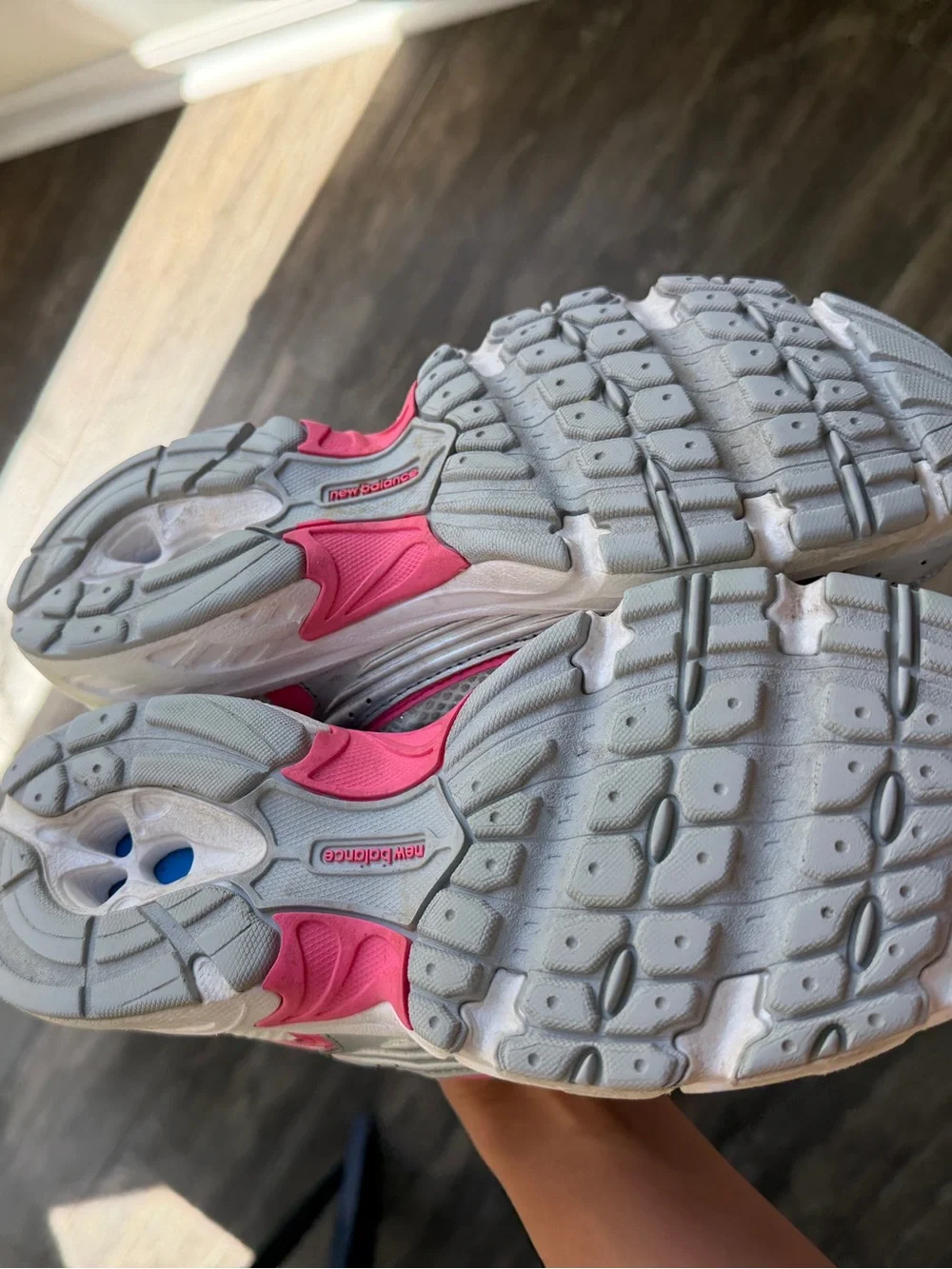 New Balance 530 sneakers in pink & white, size US 6 women’s  #newbalance